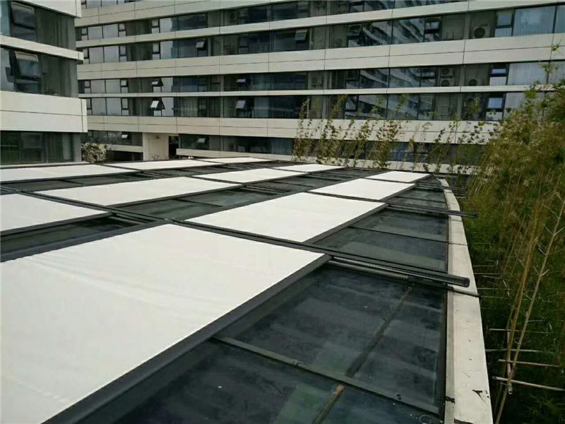 戶外電動遮陽棚